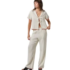 Wandering Tie Top Off White